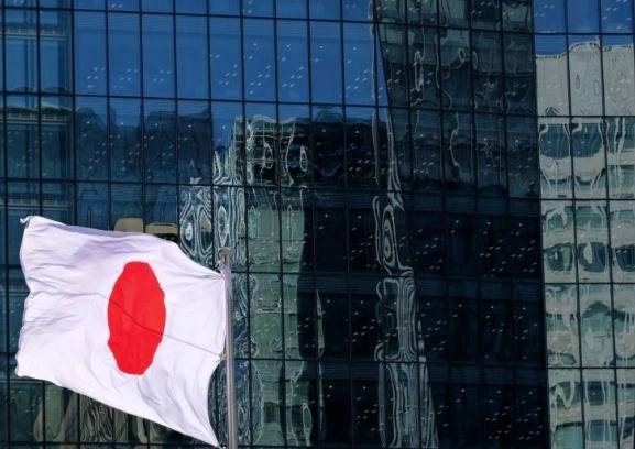 A survey indicates that Japanese companies continue to hold a decidedly negative outlook.