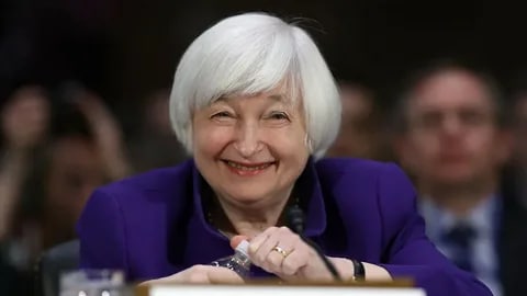 Yellen Anticipates Banking Losses from Real Estate Troubles